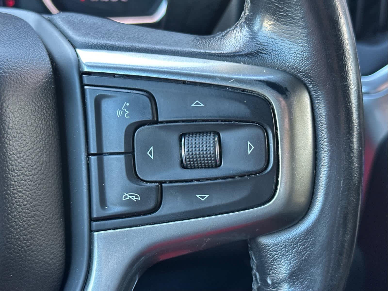 Used 2020 Chevrolet Silverado 1500 RST w/ All-Star Edition image 32