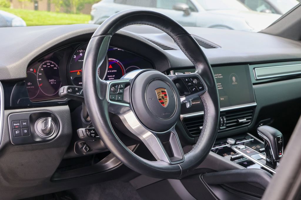 Certified 2023 Porsche Cayenne AWD/4WD image 40