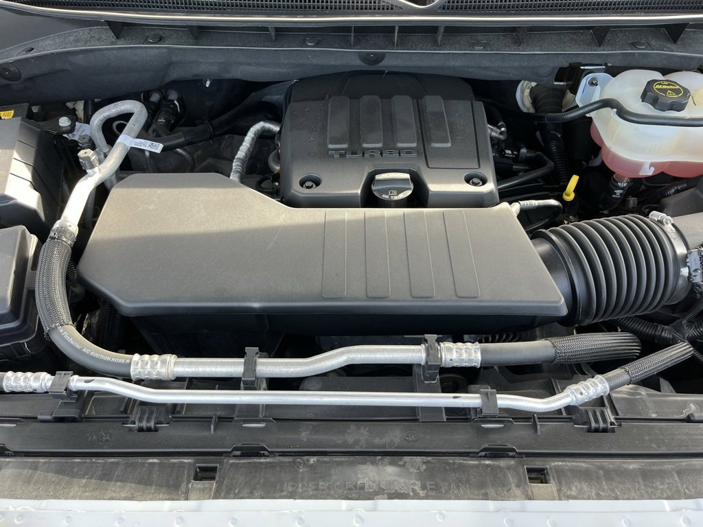 Used 2025 Chevrolet Silverado 1500 LT Trail Boss w/ LPO, Dark Essentials Package image 27