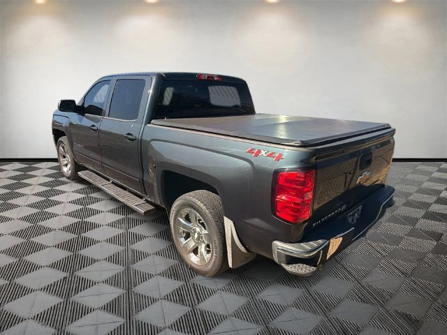 Used 2018 Chevrolet Silverado 1500 LT w/ LT Eassist Package AWD/4WD image 8