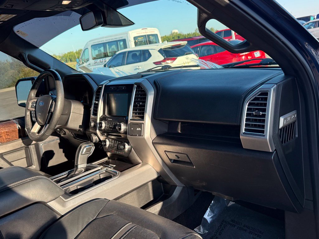 Used 2016 Ford F150 Platinum w/ Equipment Group 701A Luxury AWD/4WD image 29