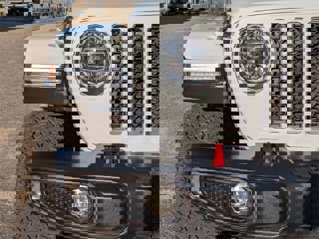 Used 2021 Jeep Gladiator Rubicon image 10