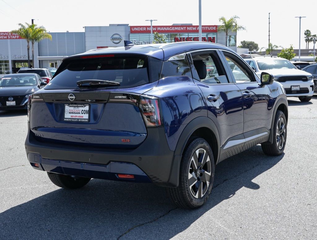 Used 2025 Nissan Kicks SR FWD image 4