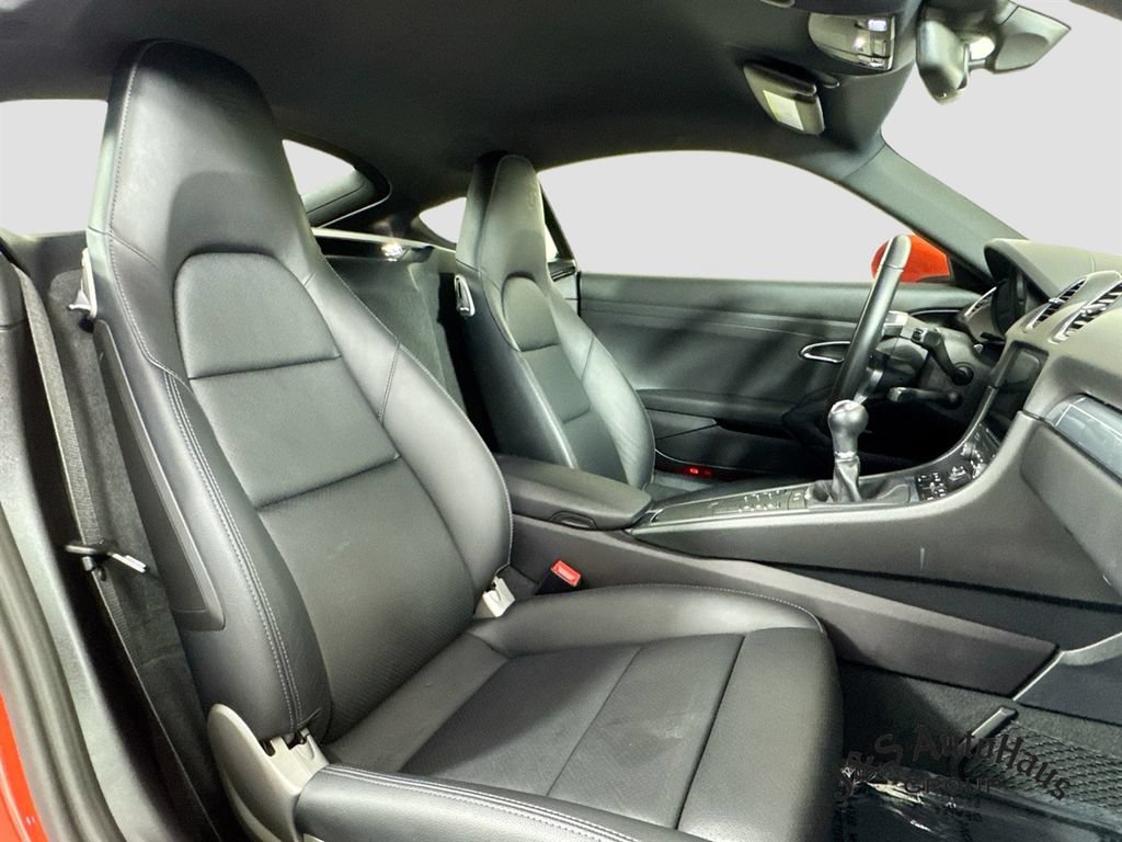 Used 2022 Porsche 718 Cayman RWD image 34