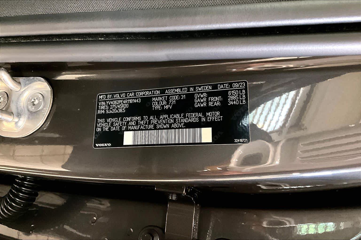 Certified 2024 Volvo XC90 B6 Plus w/ Protection Package Premier AWD/4WD image 32