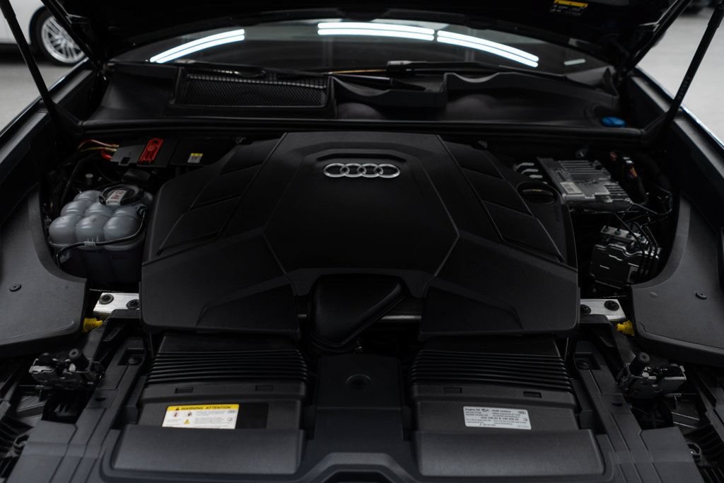 Used 2023 Audi Q8 Premium Plus AWD/4WD image 44