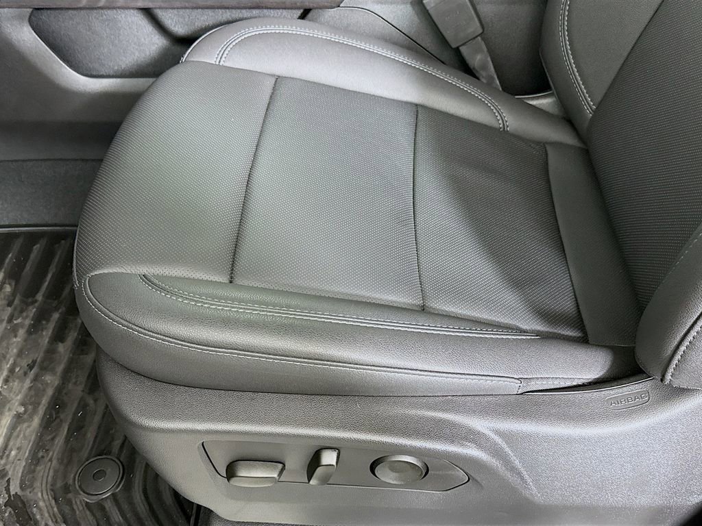 New 2025 Chevrolet Silverado 2500 LTZ w/ LTZ Convenience Package image 20