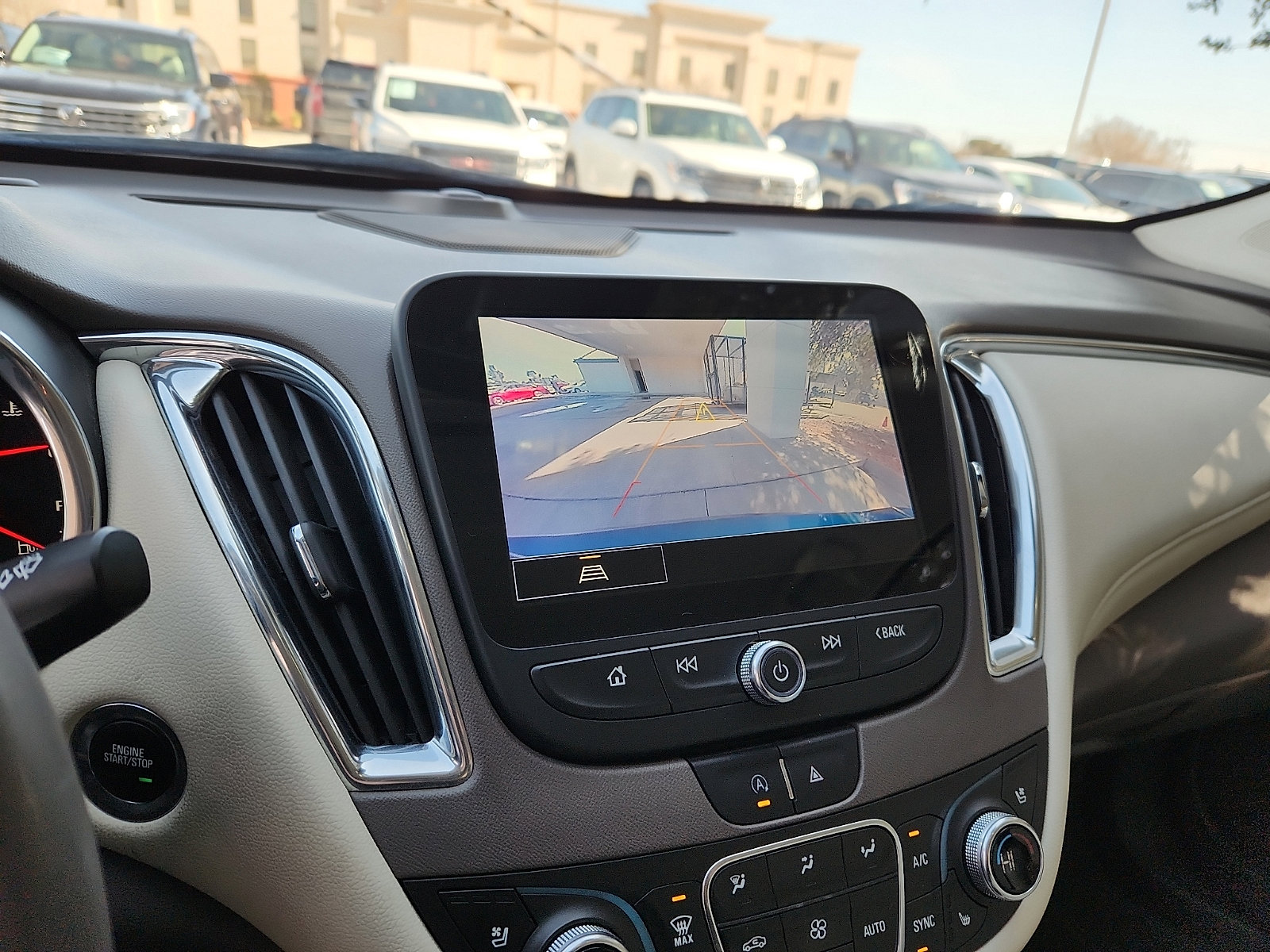 Used 2024 Chevrolet Malibu LT image 18