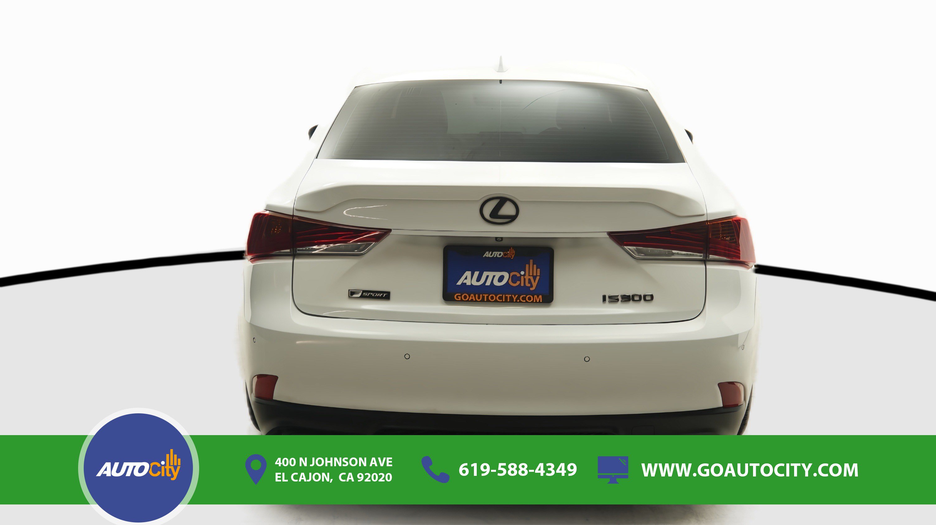 Used 2019 Lexus IS 300 F Sport w/ F Sport Package RWD image 12