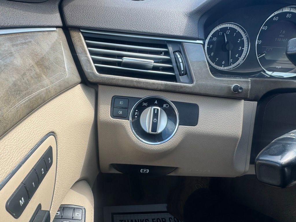 Used 2010 Mercedes-Benz E 350 4MATIC Sedan image 29