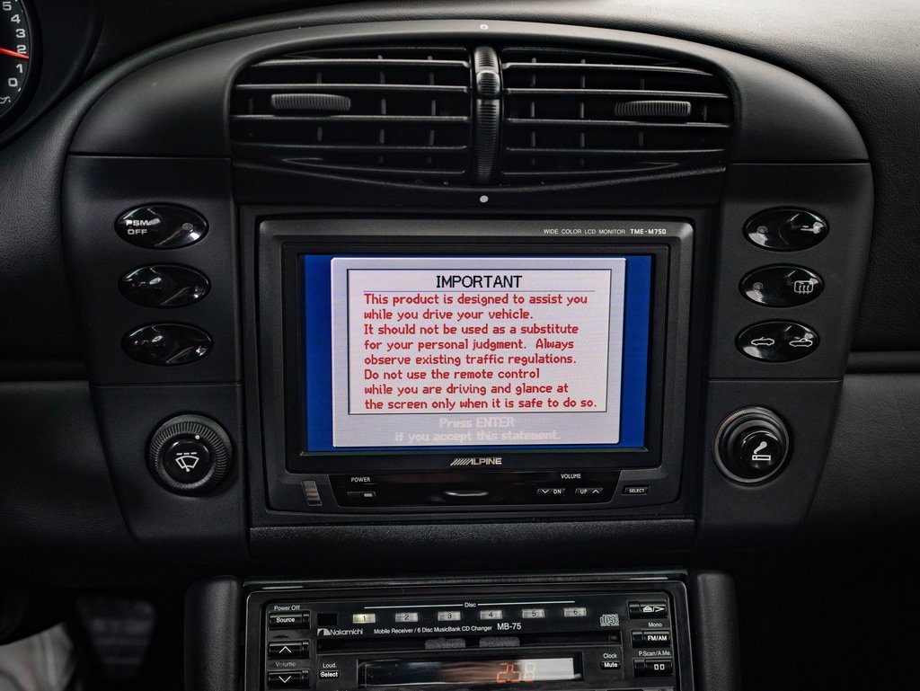 Used 2001 Porsche 911 Carrera 4 image 31