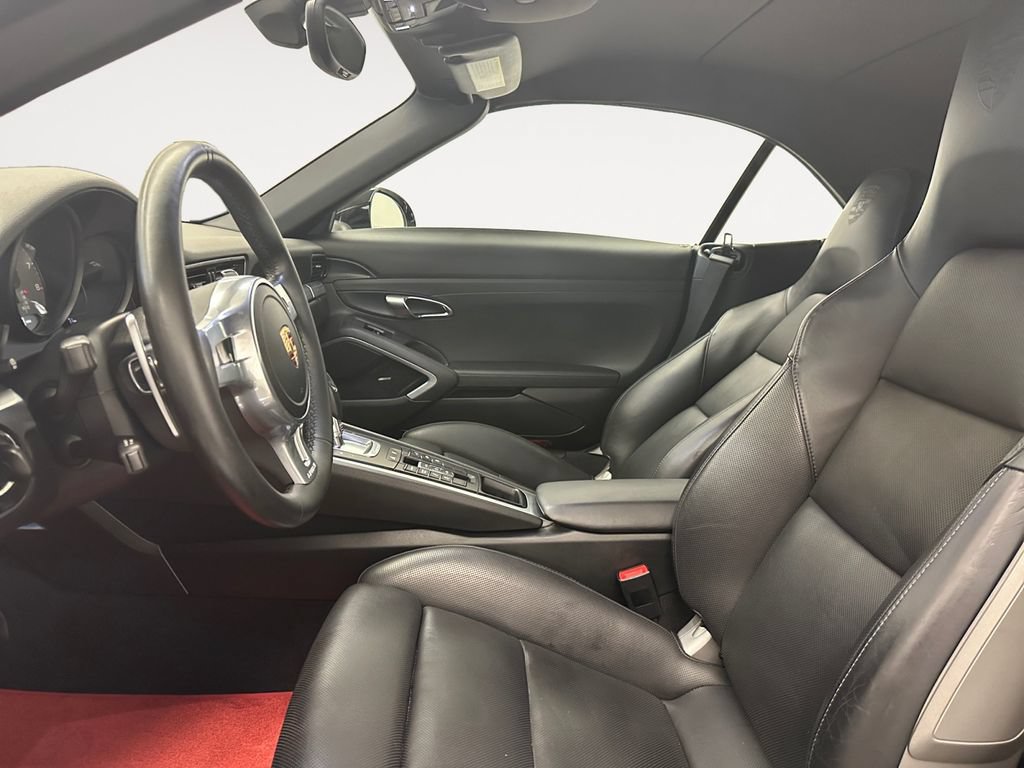 Used 2013 Porsche 911 Carrera S image 9