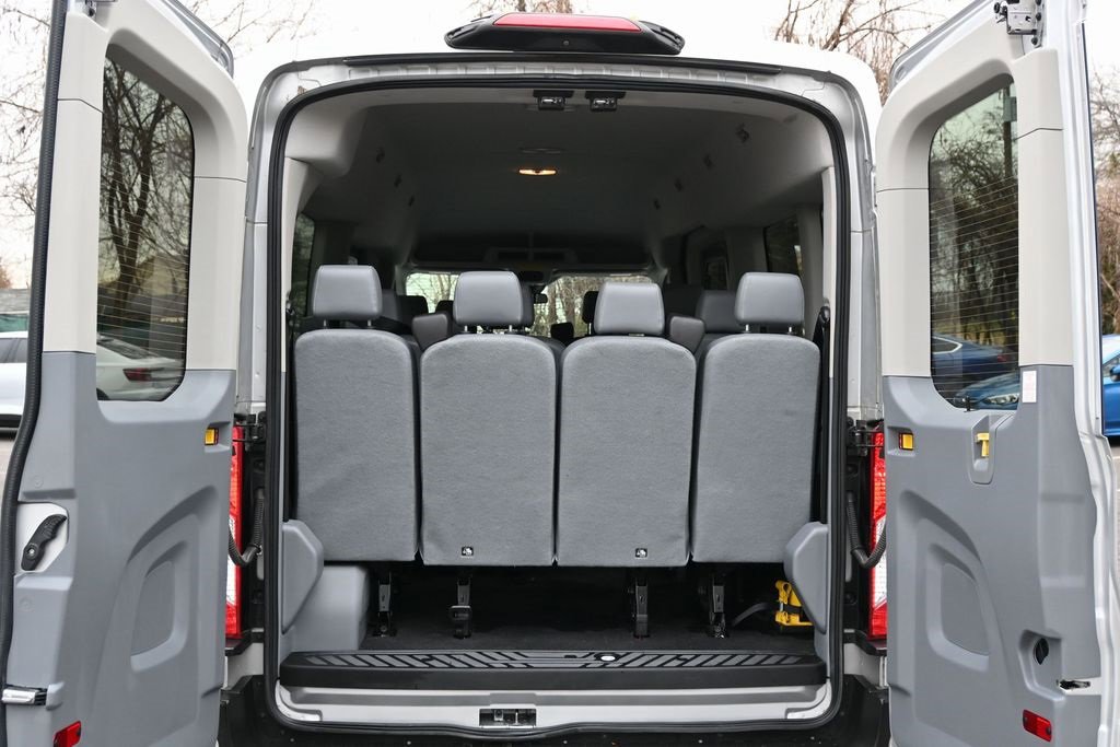 Used 2019 Ford Transit 350 XL image 14