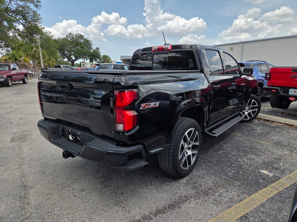 Used 2023 Chevrolet Colorado Z71 w/ Z71 Convenience Package 2 AWD/4WD image 5