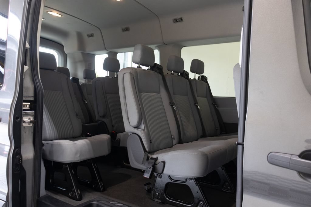 Used 2017 Ford Transit 350 XLT RWD image 21