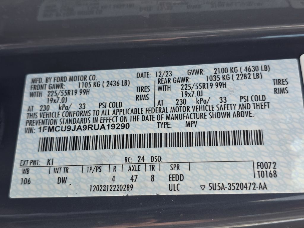 Used 2024 Ford Escape Platinum w/ Premium Technology Package image 32