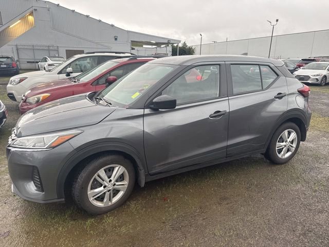 Used 2024 Nissan Kicks S image 4