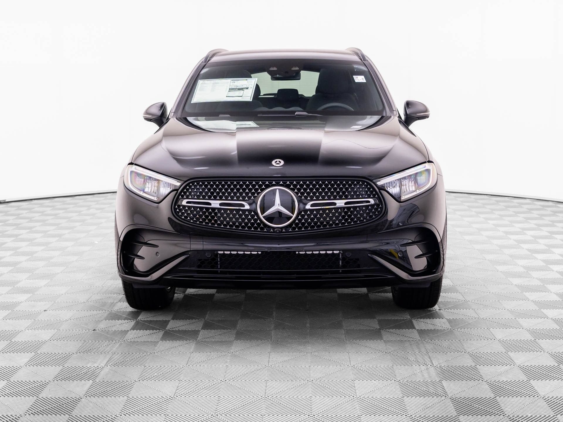 New 2027 Mercedes-Benz GLC 300 4MATIC image 9