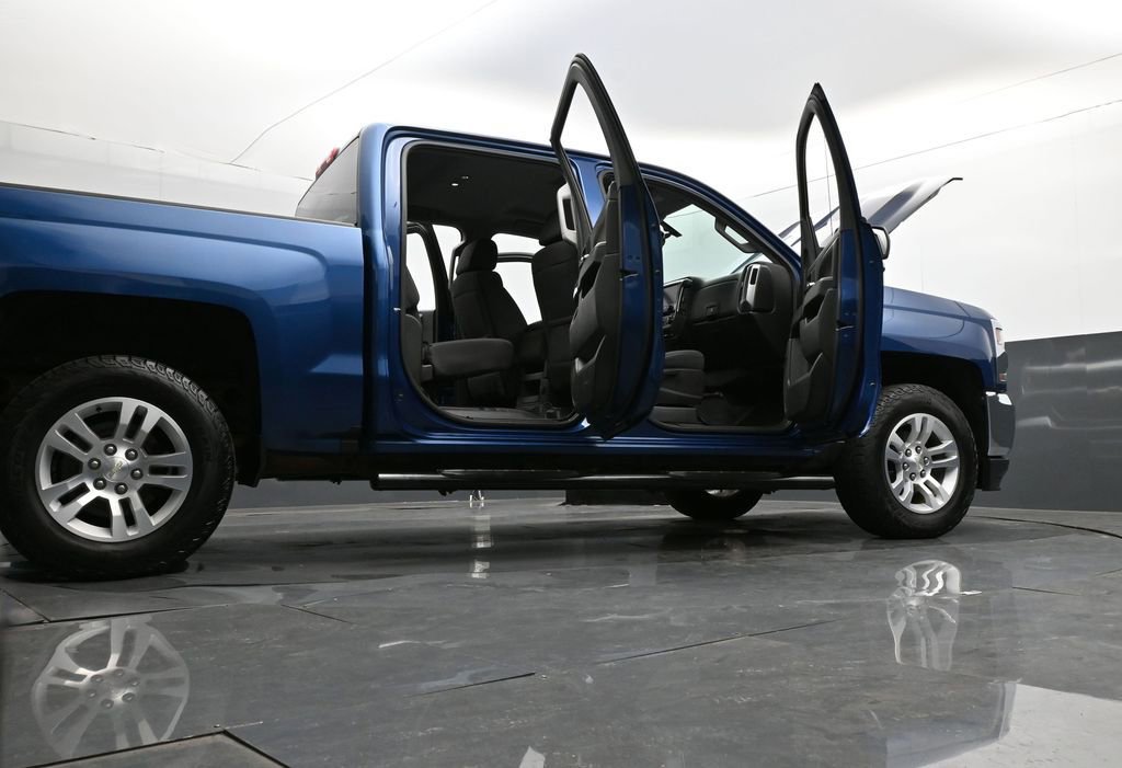 Used 2017 Chevrolet Silverado 1500 LT w/ All Star Edition image 33