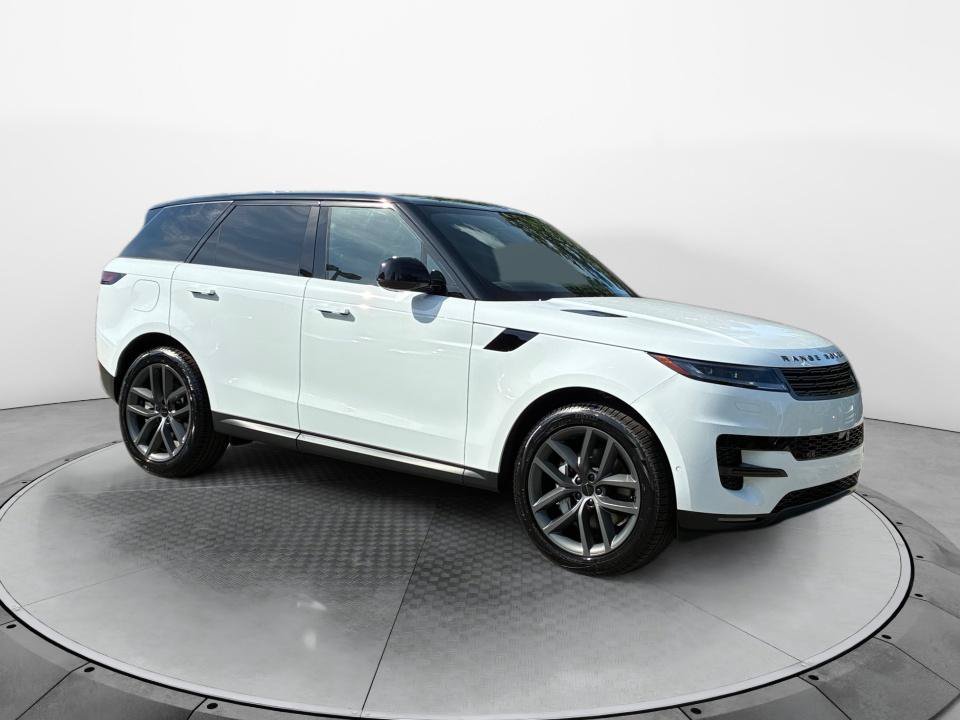 New 2027 Land Rover Range Rover Sport SE AWD/4WD image 3