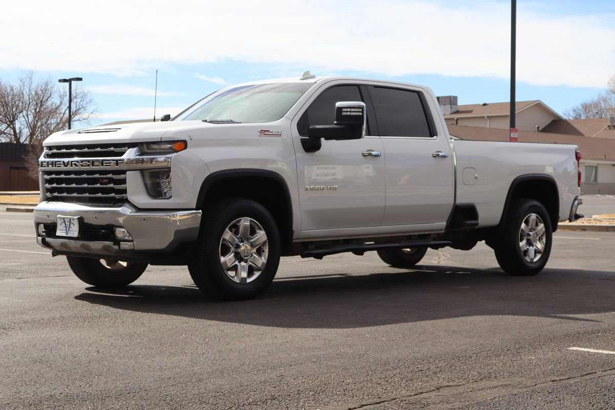 Used 2022 Chevrolet Silverado 3500 LTZ w/ LTZ Plus Package image 11