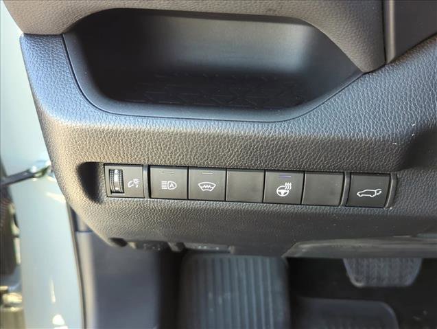 Used 2023 Toyota RAV4 XLE w/ Convenience Package image 14