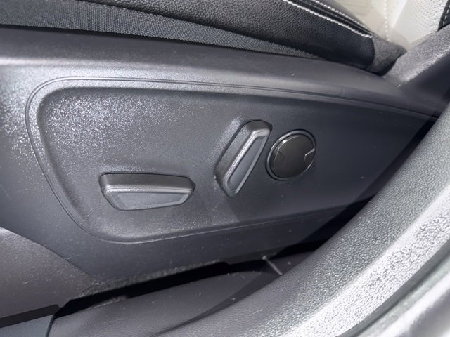 Used 2024 Ford Escape Platinum w/ Premium Technology Package image 15
