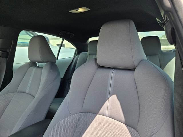 Used 2024 Toyota Corolla SE image 6