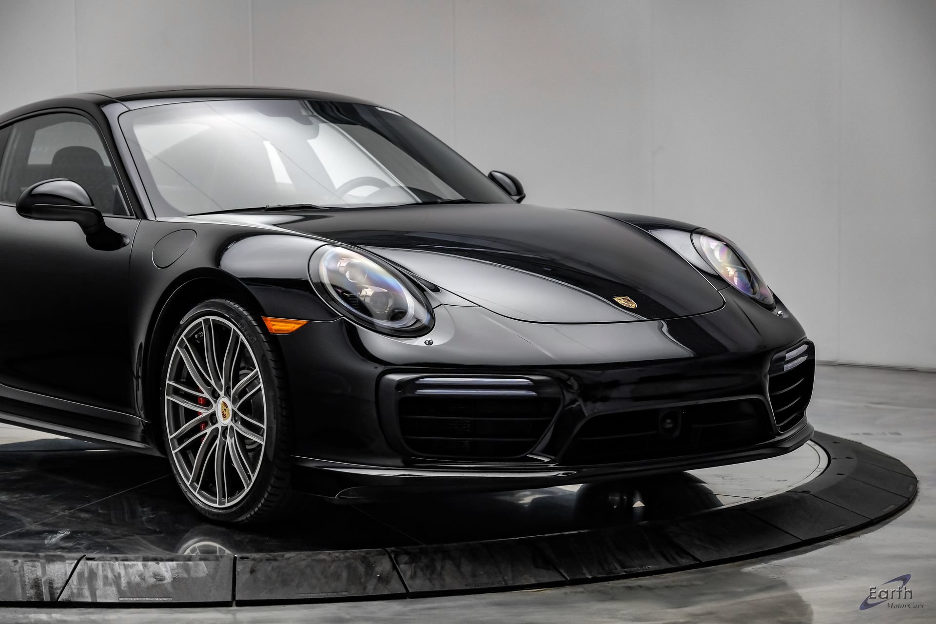 Used 2017 Porsche 911 Turbo AWD/4WD image 26