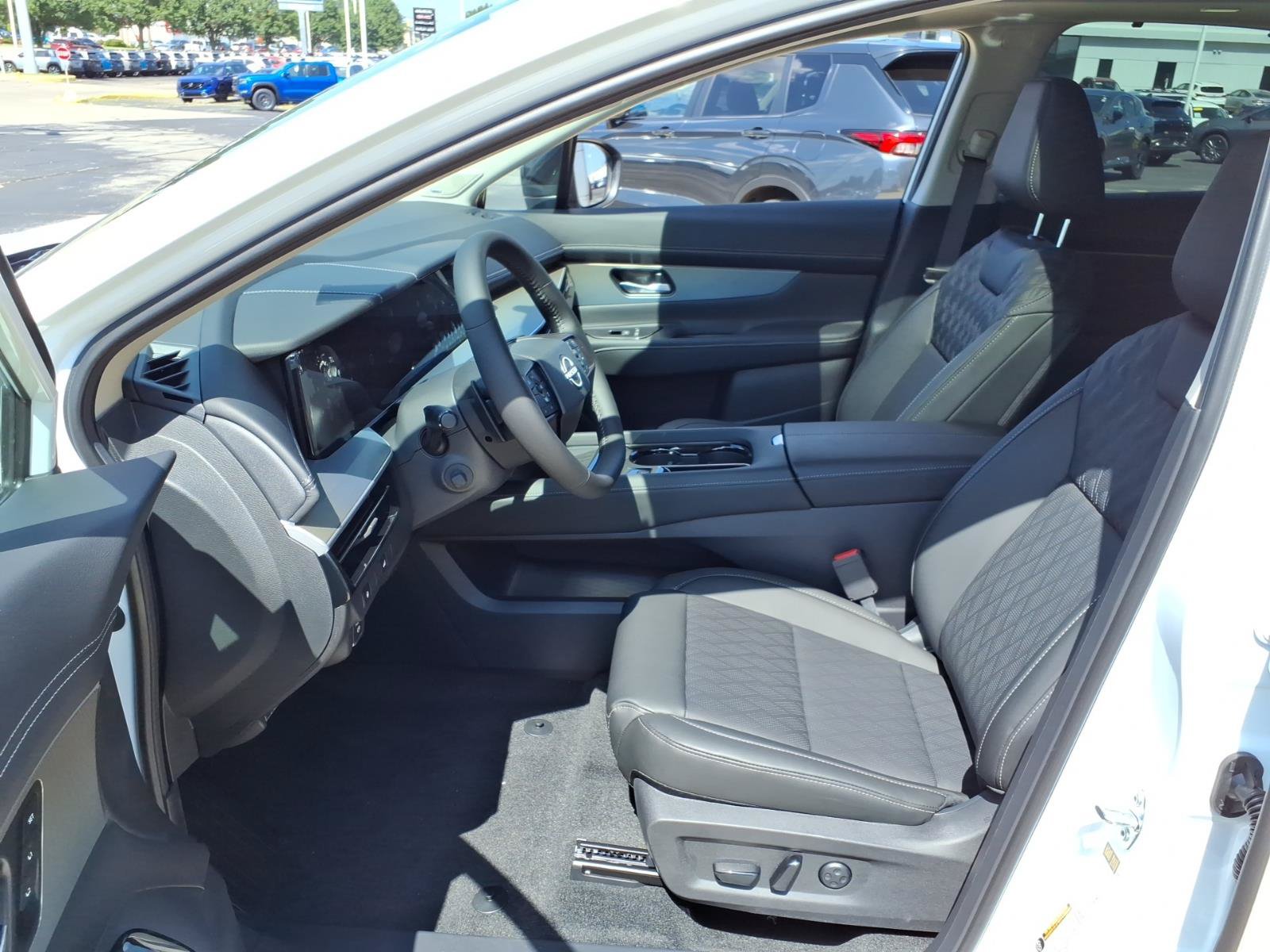 New 2027 Nissan Murano Platinum w/ Cargo Package AWD/4WD image 4
