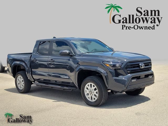 Used 2025 Toyota Tacoma SR5