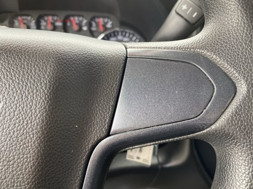 Used 2018 Chevrolet Silverado 1500 Custom w/ Custom Convenience Package RWD image 26