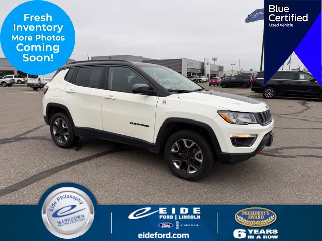 Used 2018 Jeep Compass Trailhawk w/ Leather Interior Group AWD/4WD image 1