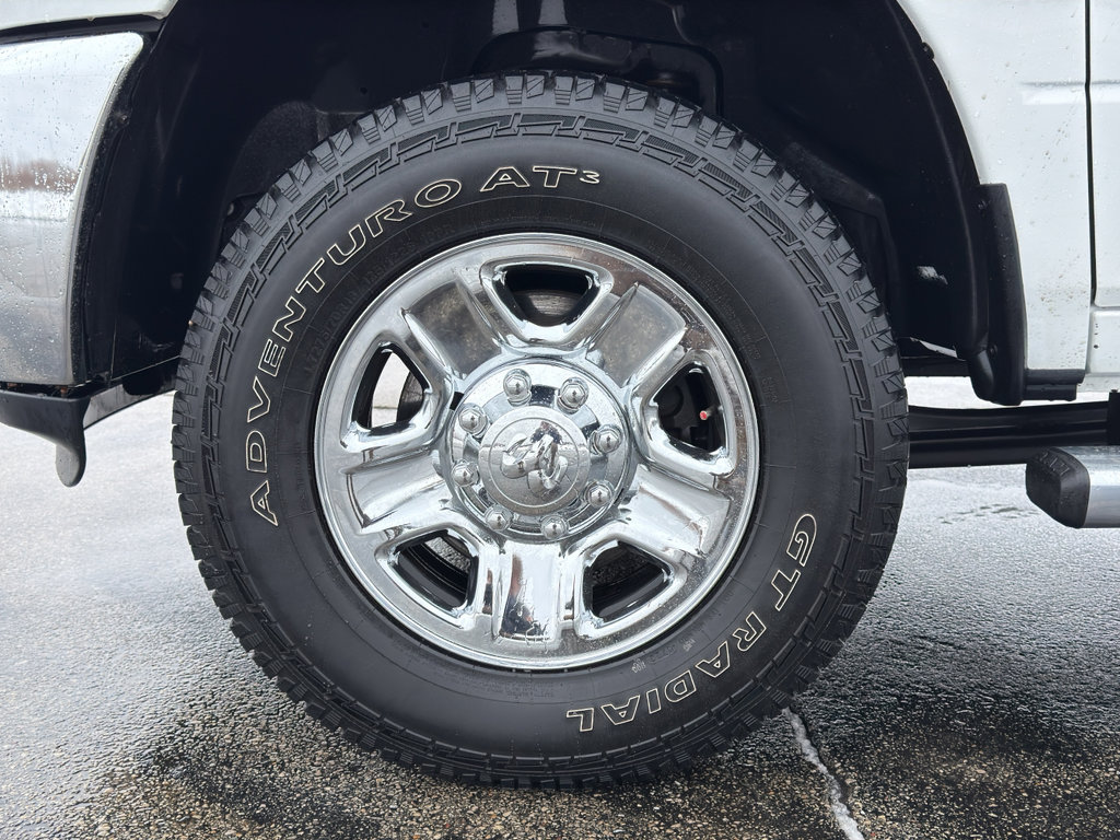 Used 2017 RAM 3500 Tradesman w/ Chrome Appearance Group image 11