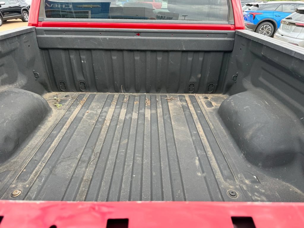 Used 2013 Toyota Tundra 4x4 CrewMax w/ SR5 Pkg image 6
