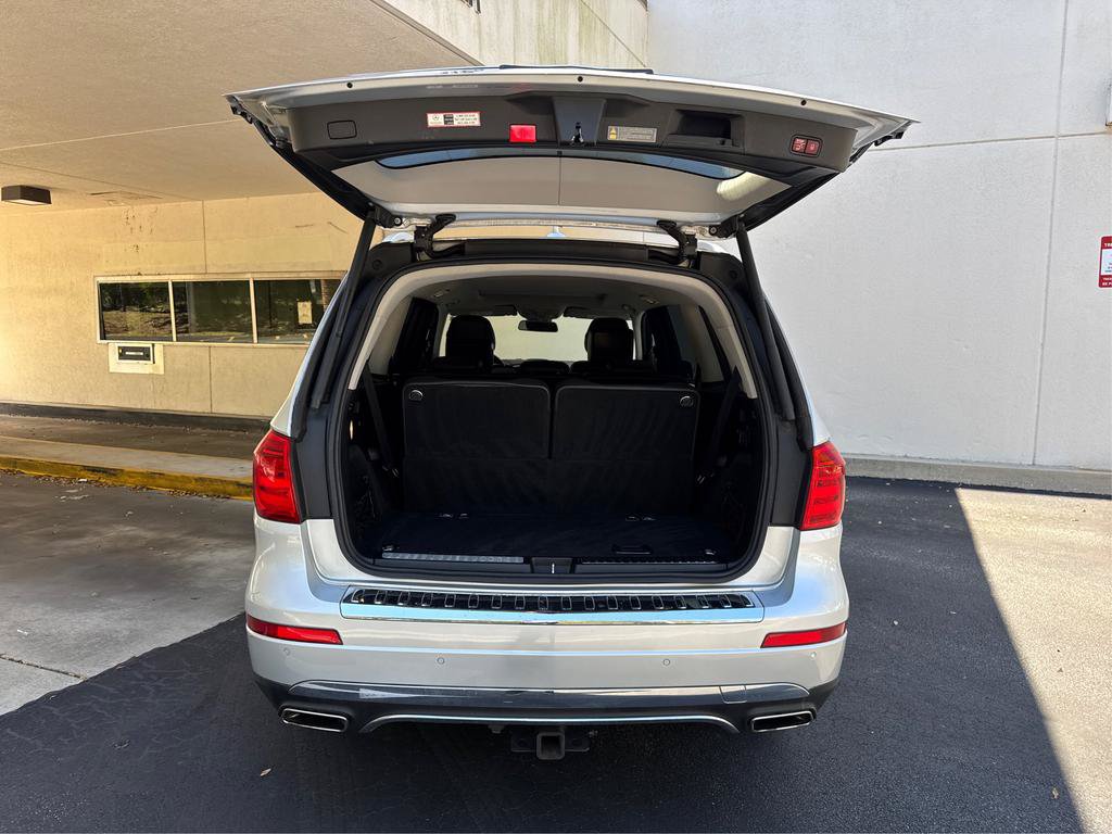 Used 2015 Mercedes-Benz GL 450 4MATIC w/ Appearance Package image 13