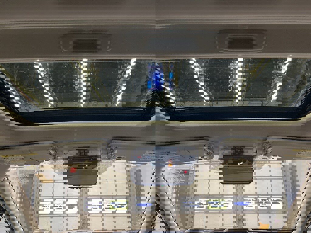 Used 2019 Subaru Crosstrek 2.0i Premium w/ Moonroof Package image 29