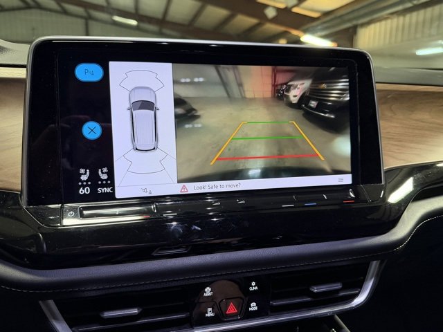 Used 2025 Volkswagen Atlas SE image 19