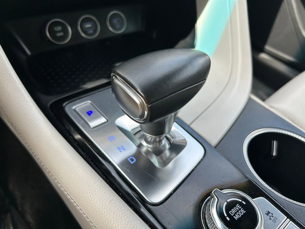 Used 2024 Genesis G70 2.5T image 27