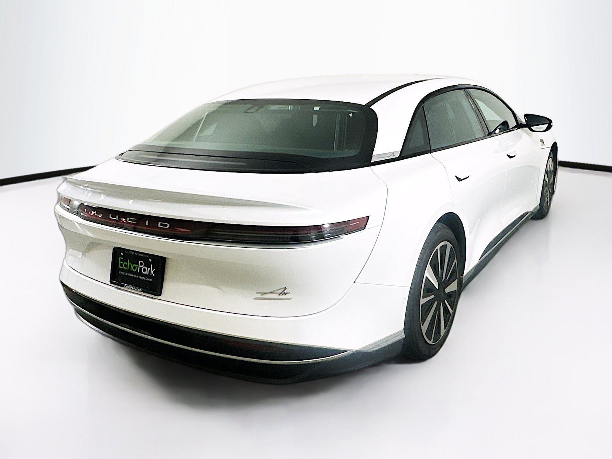 Used 2024 Lucid Air Touring AWD/4WD image 9