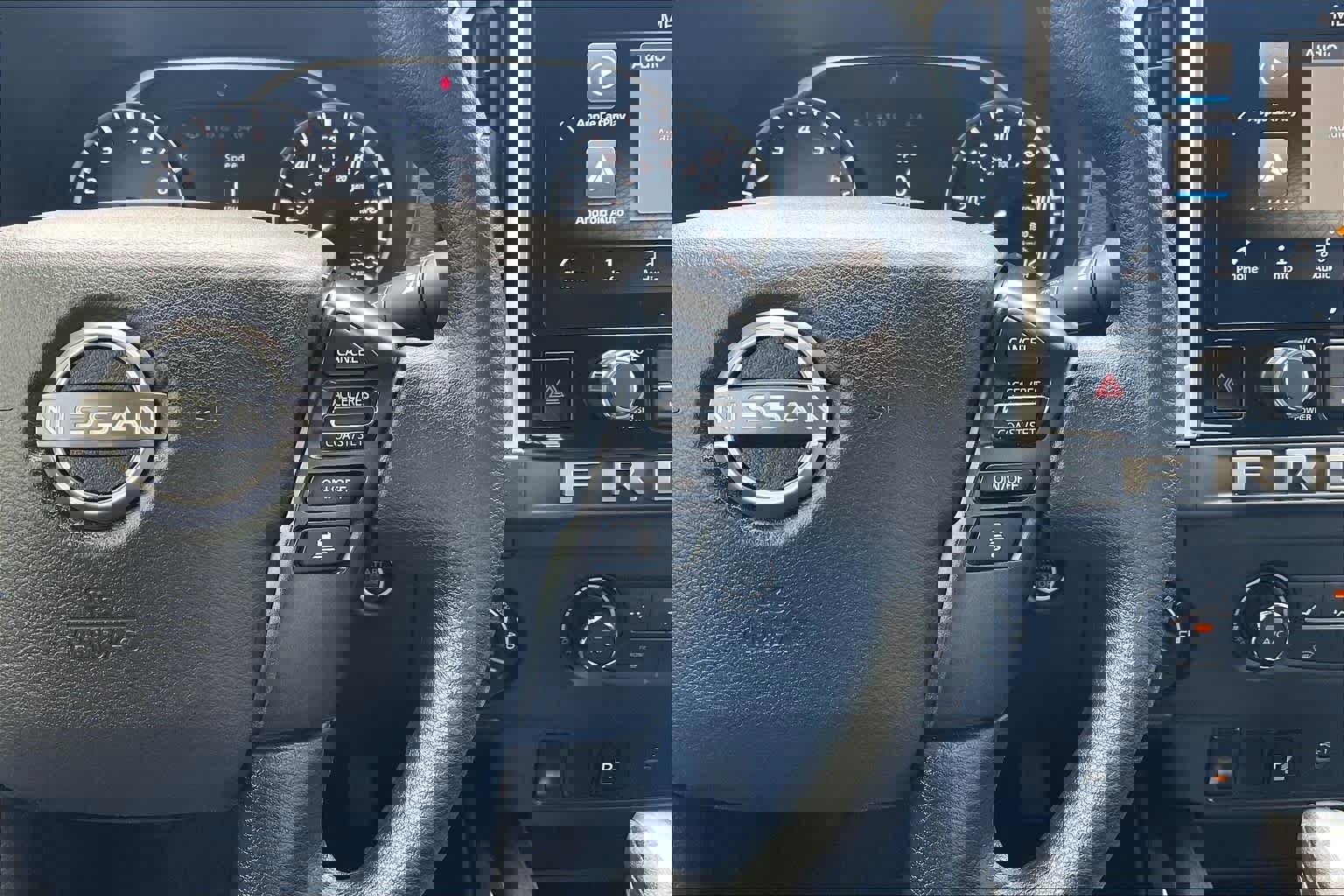 Used 2025 Nissan Frontier SV AWD/4WD image 23