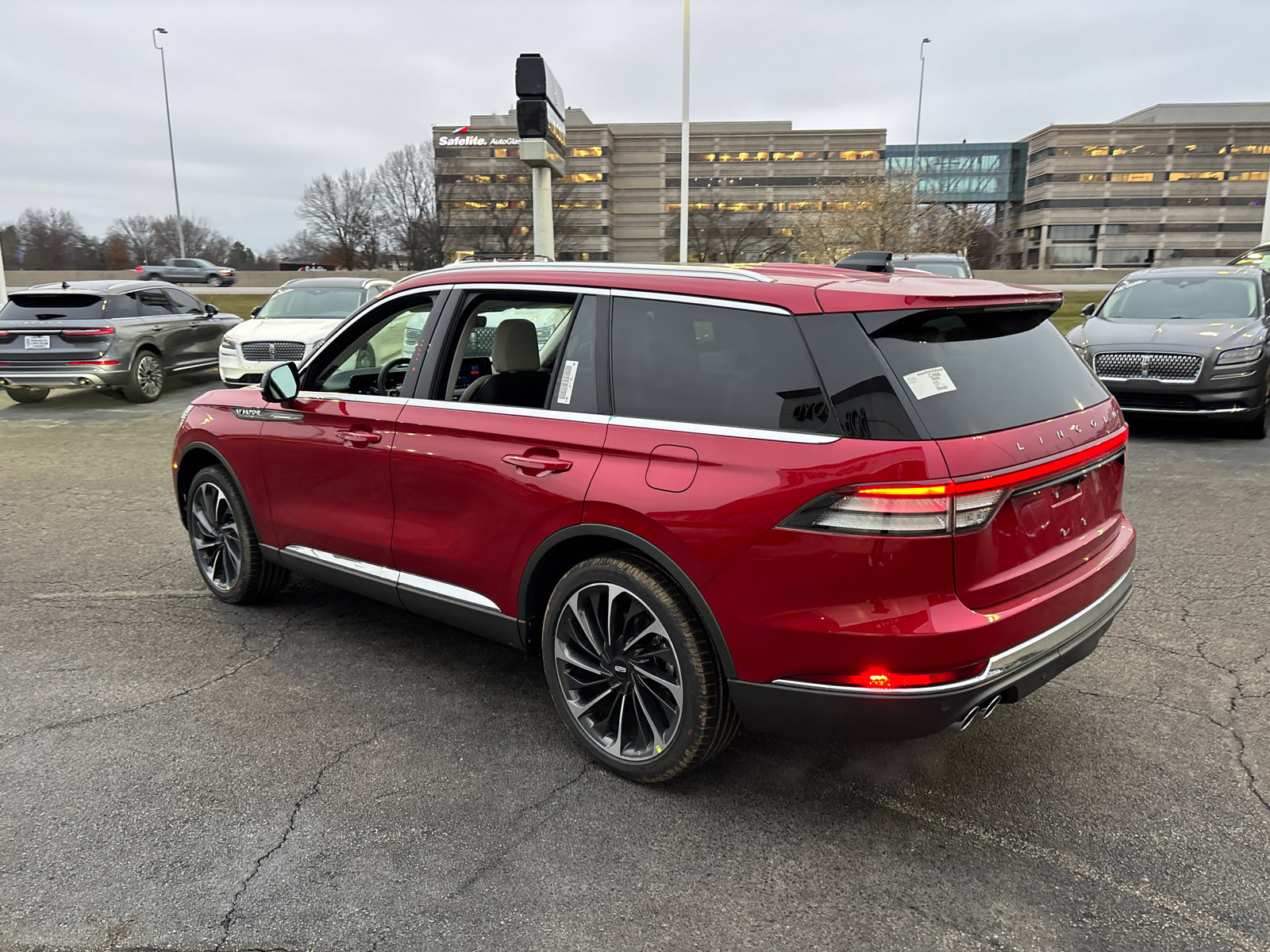 New 2026 Lincoln Aviator Reserve w/ Illumination Package image 5