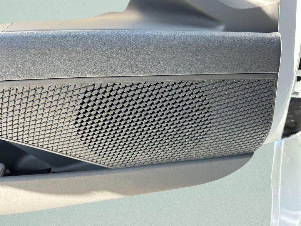 New 2026 Hyundai Elantra SEL Sport image 23