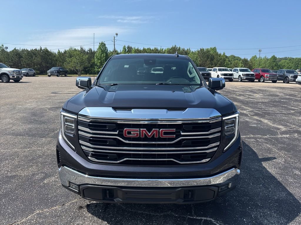 Used 2024 GMC Sierra 1500 SLT AWD/4WD image 15