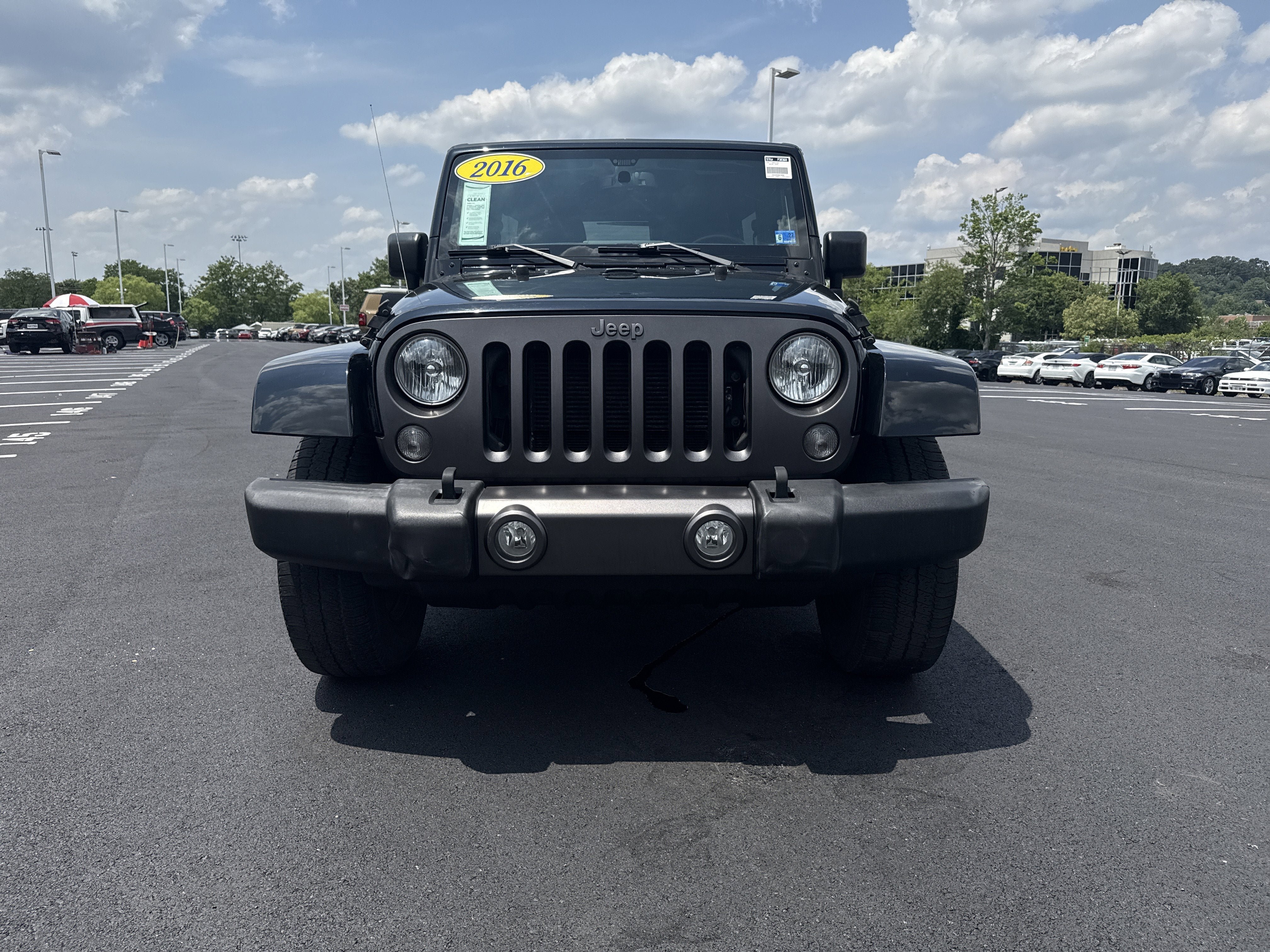 Used 2016 Jeep Wrangler Unlimited Sport AWD/4WD image 3