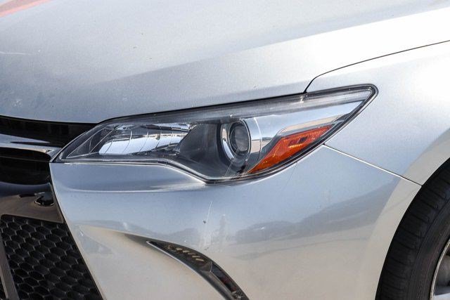 Used 2016 Toyota Camry SE FWD image 10