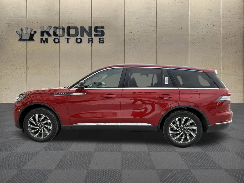 New 2026 Lincoln Aviator AWD image 2