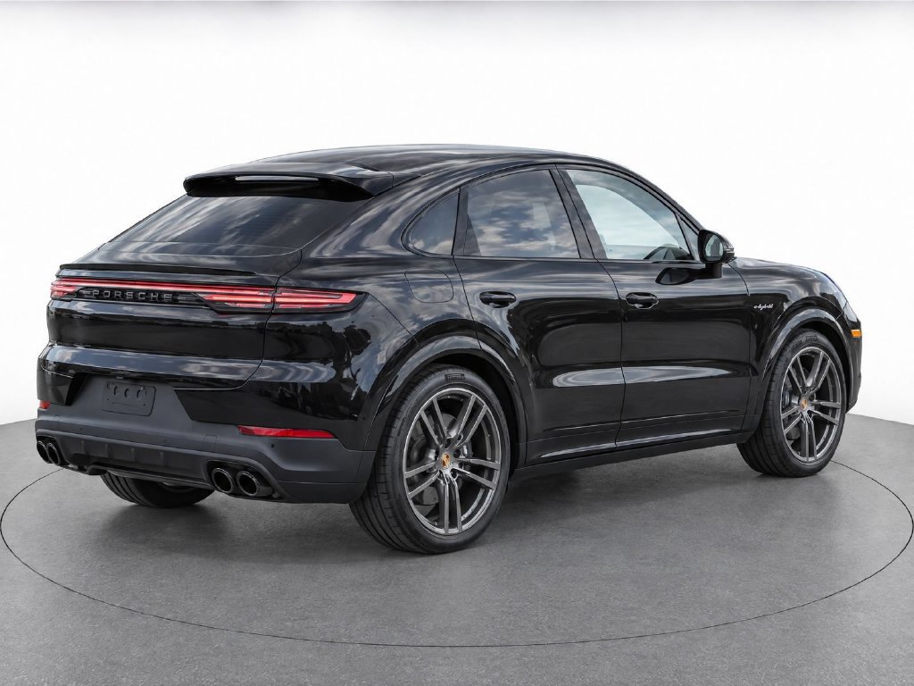 Certified 2022 Porsche Cayenne Platinum Edition AWD/4WD image 8