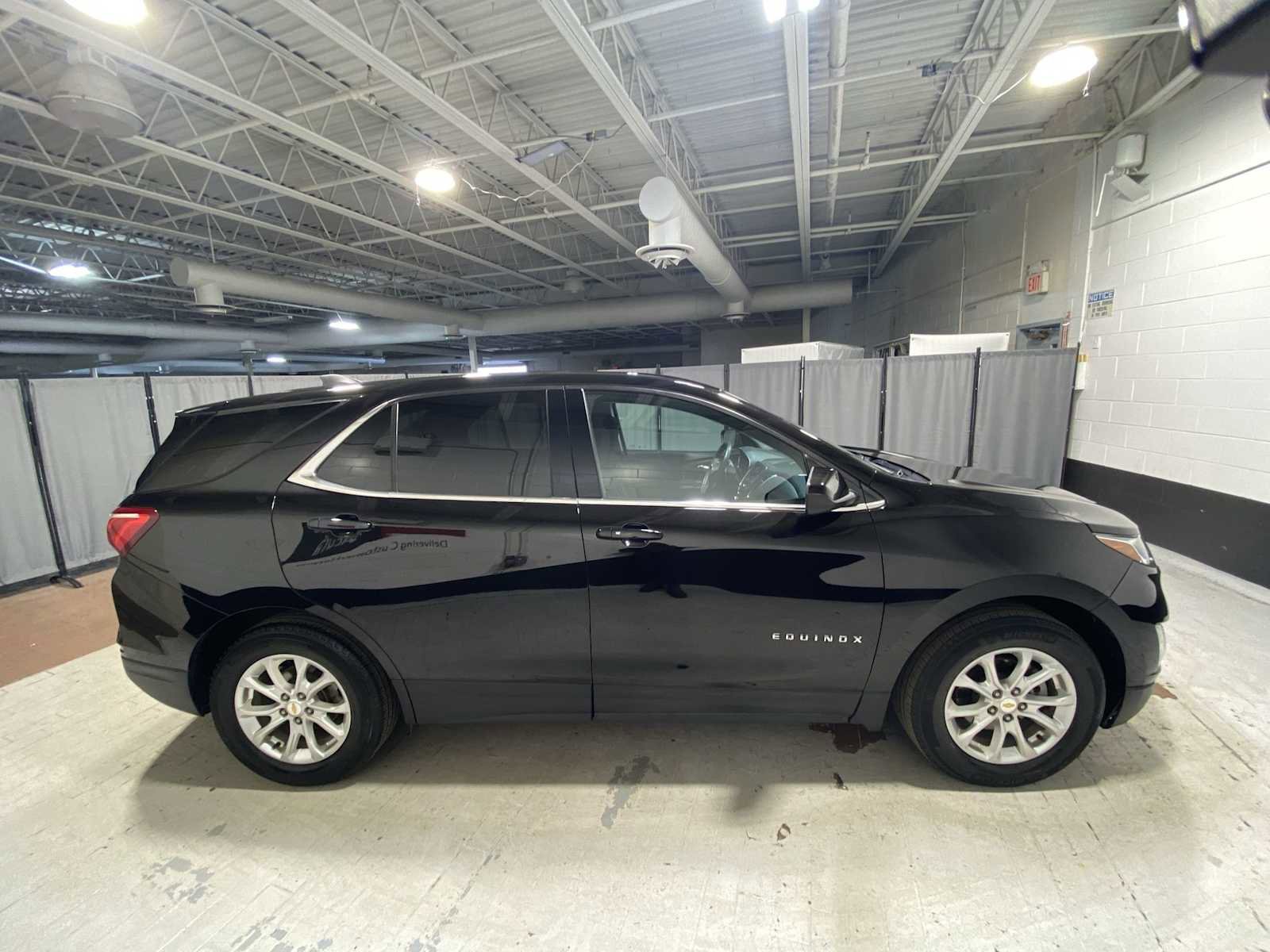 Used 2020 Chevrolet Equinox LT image 27