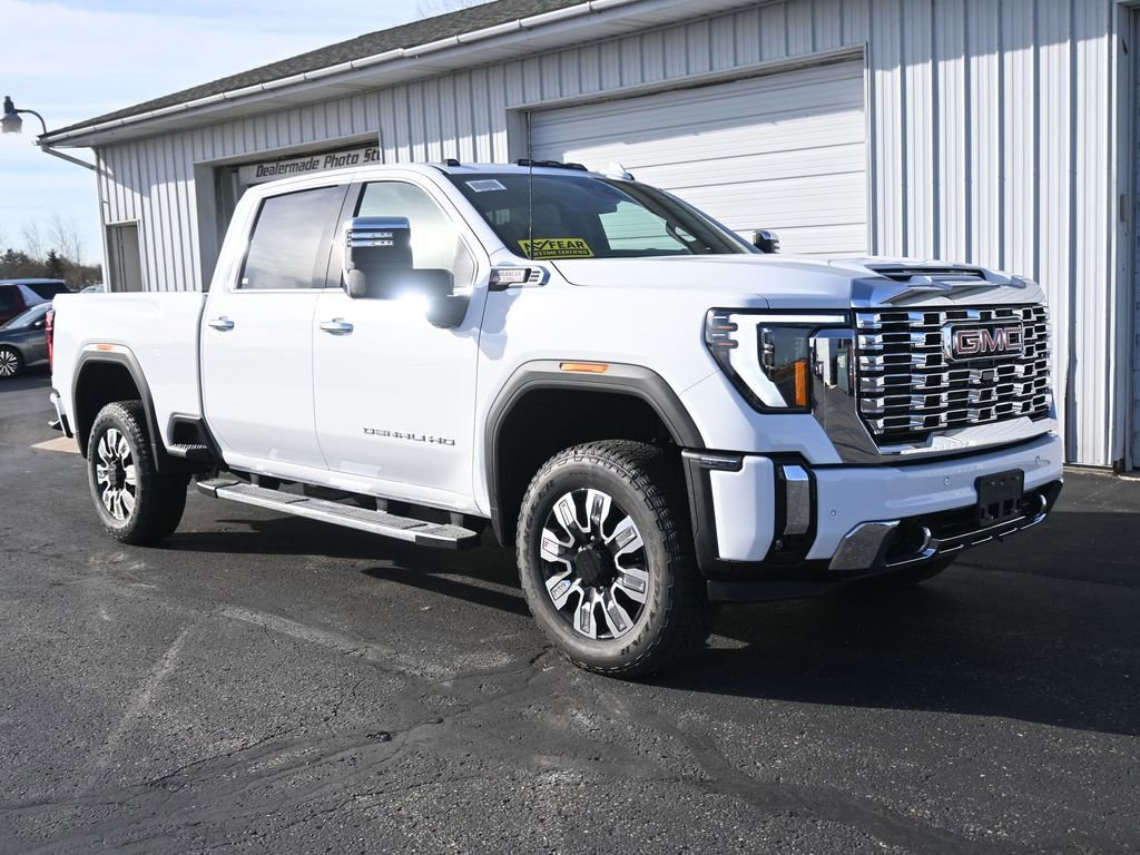 New 2026 GMC Sierra 3500 Denali image 2